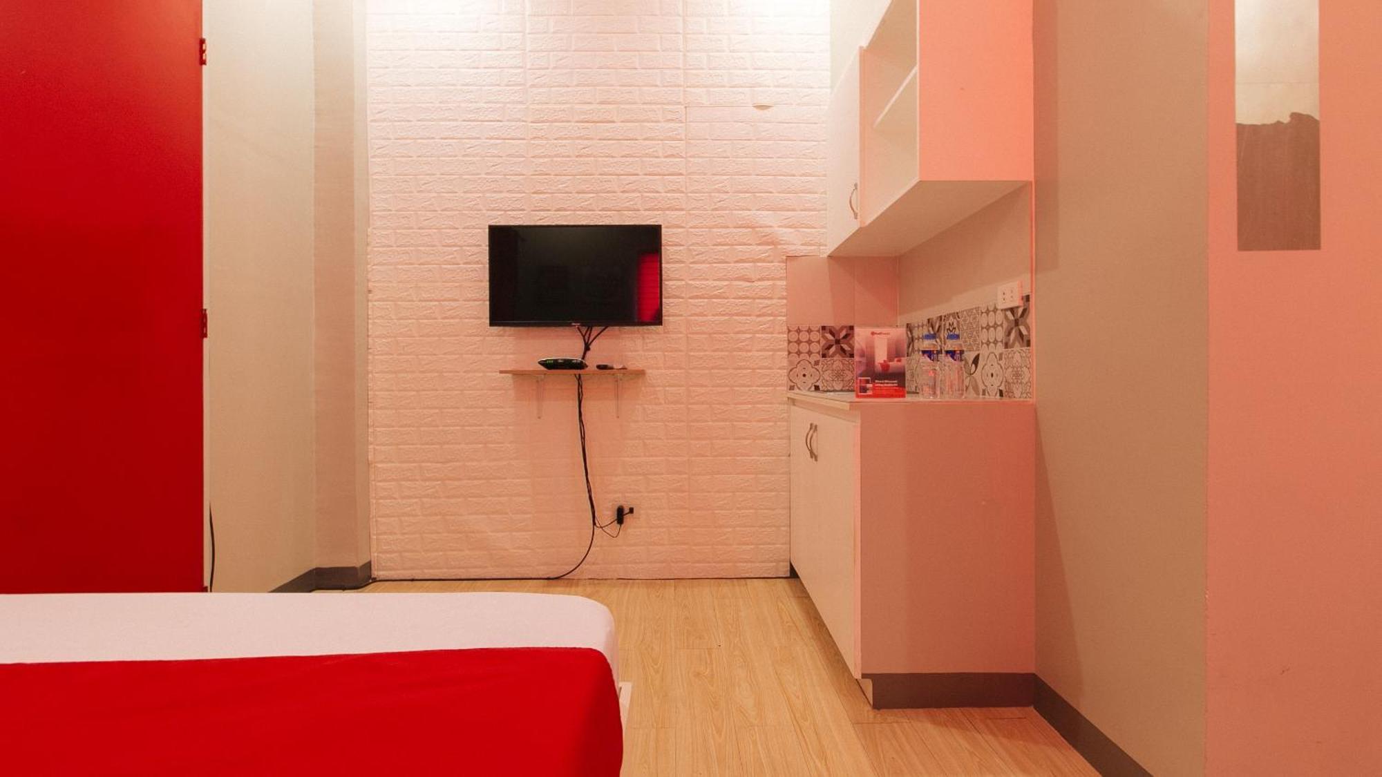 Reddoorz Near Christ The King Medical Center Hotel Las Pinas Exterior photo
