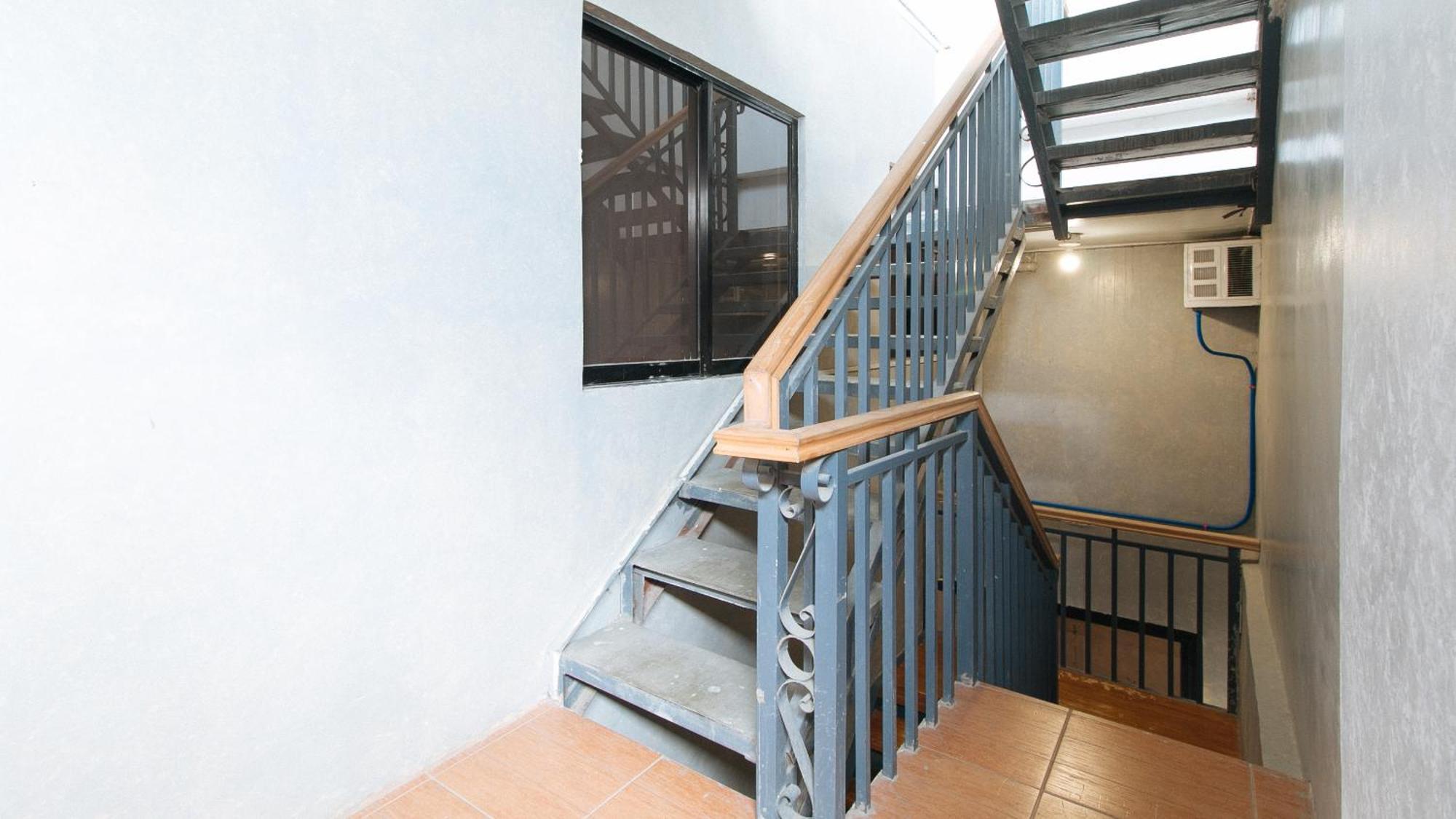 Reddoorz Near Christ The King Medical Center Hotel Las Pinas Exterior photo